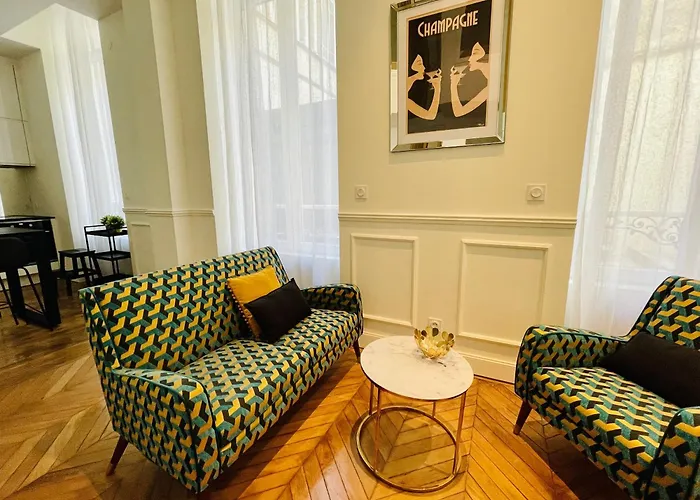 Appartement De Charme Art Deco - Hyper-Centre Ville - Place D\'Erlon - Gare - Reims
